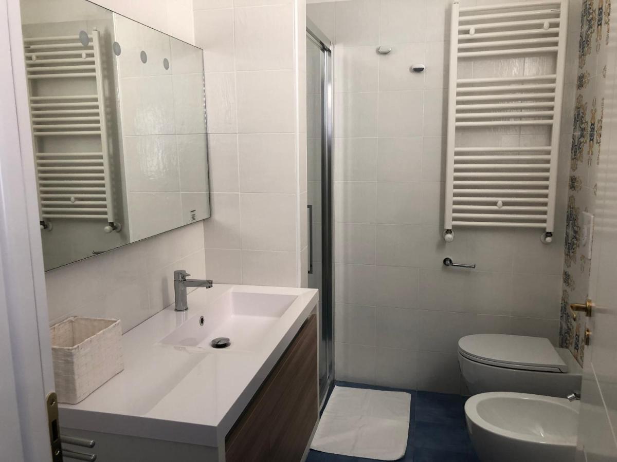 Casa Direttamente Sul Mare 1 Villa Marina di Mancaversa Luaran gambar